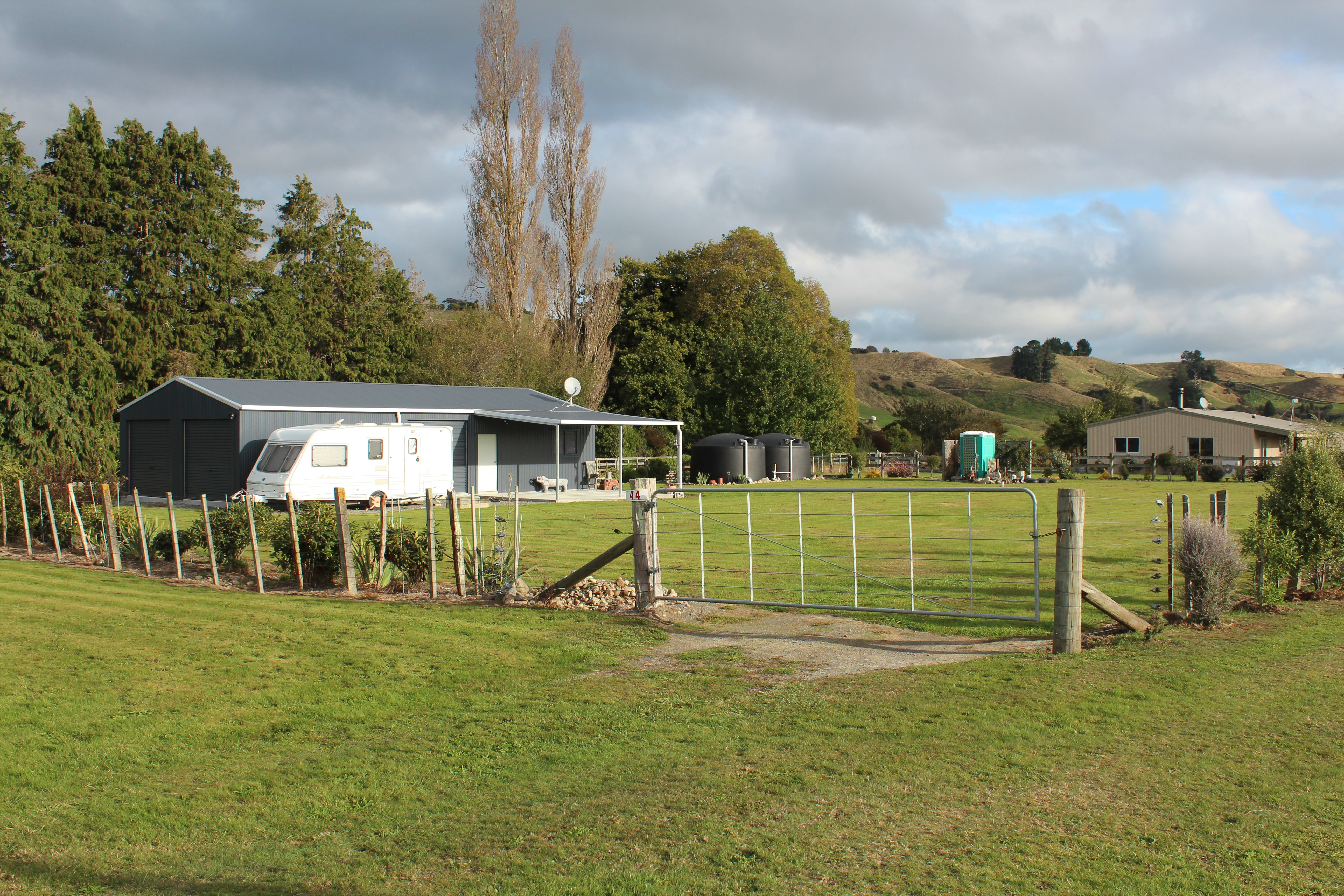 FL204458