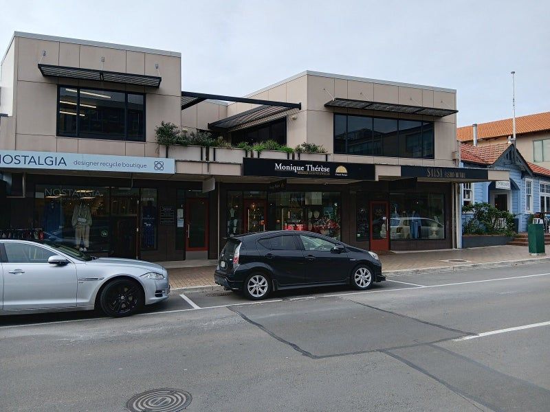 HC213323